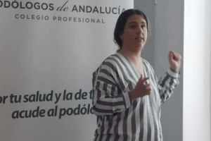 CHARLA INFORMATIVA SOBRE EL CUIDADO DE LOS PIES A PEREGRINOS EN LA HERMANDAD DEL ROCÍO DE HUELVA JUNIO 2019