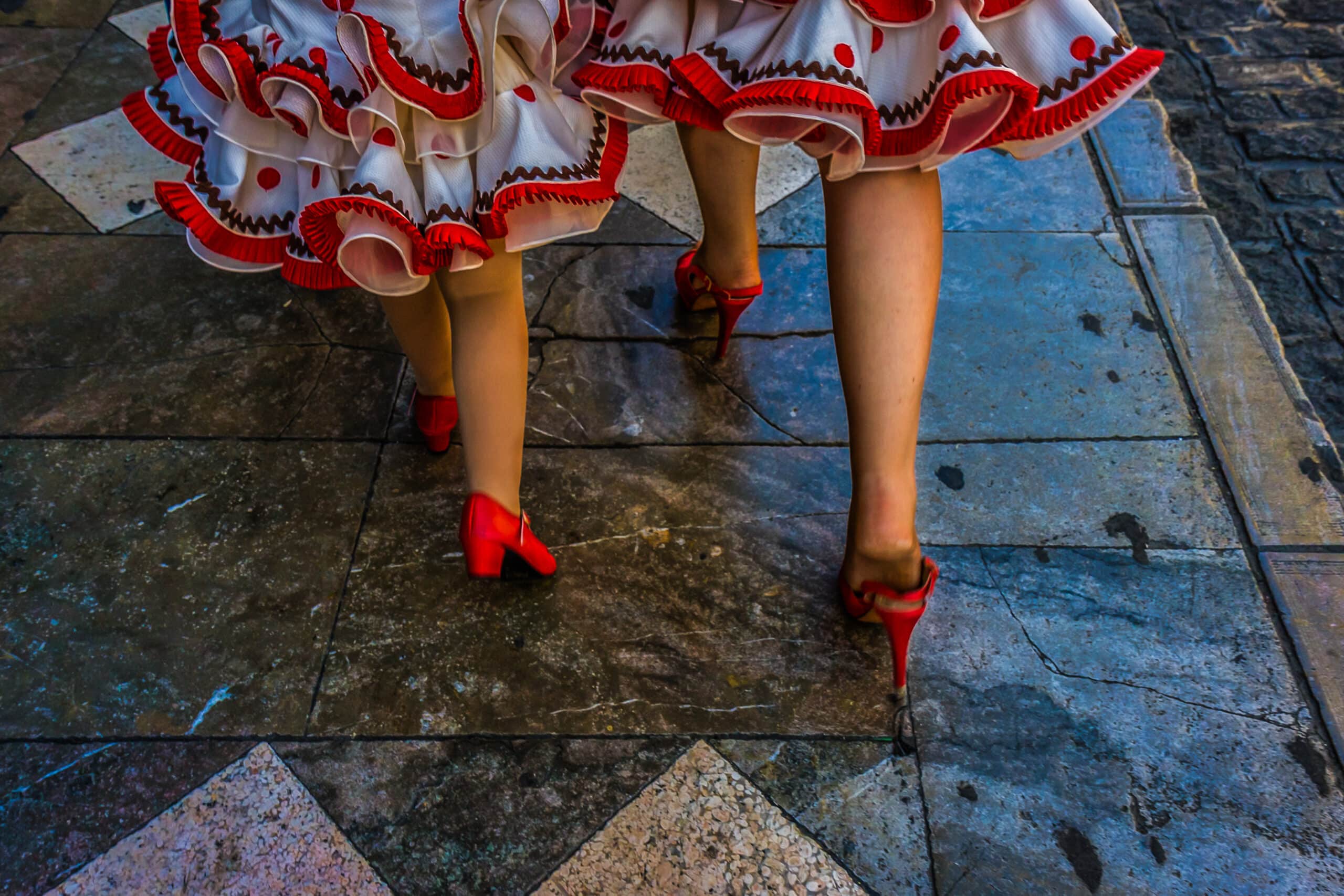 Consejos para cuidar los pies durante las ferias y romerías de Andalucía